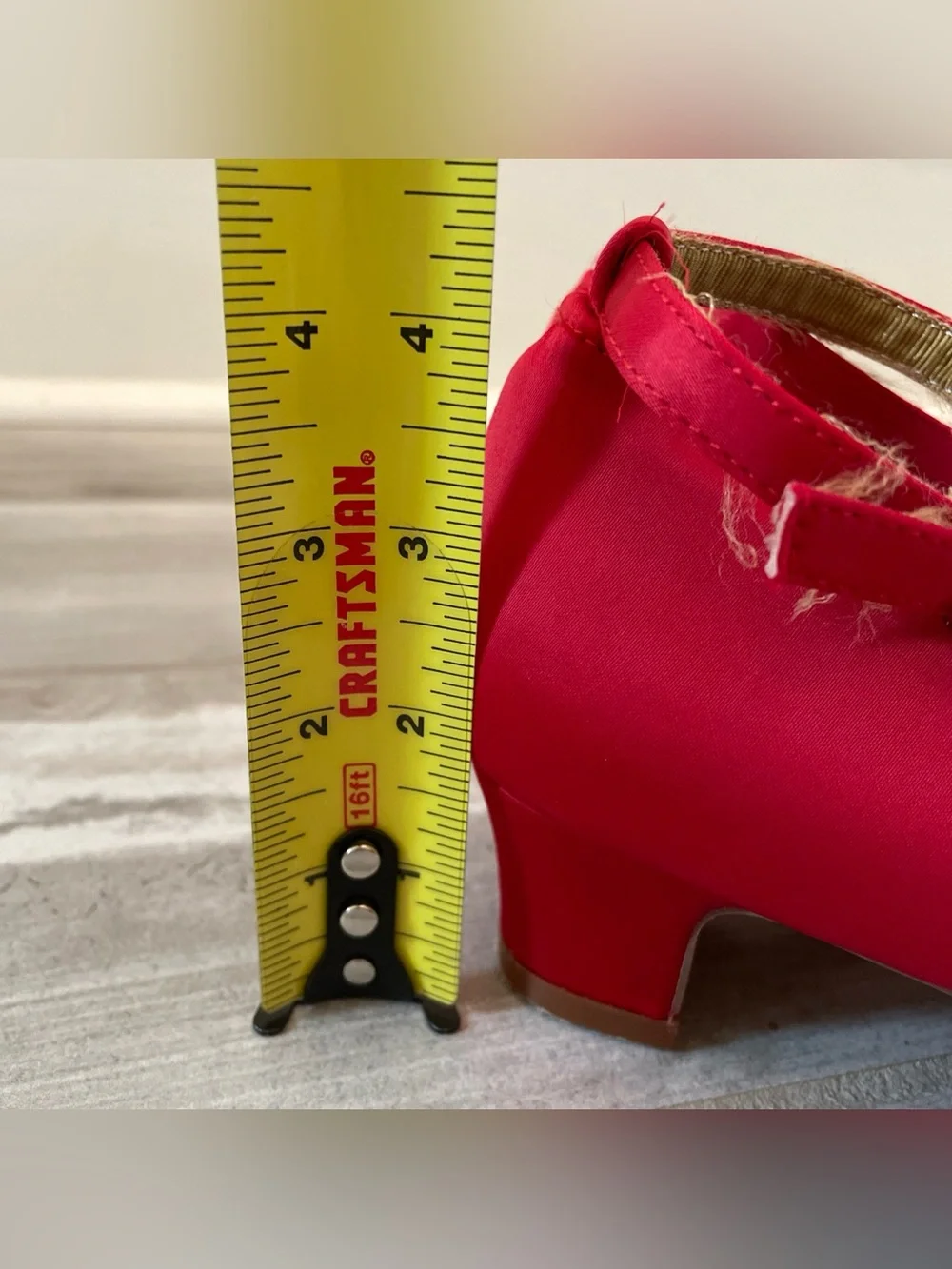 Joyfolie Valeria Red Satin Gold Glitter Bow Low Block Pump Heels Kids/4 Youth